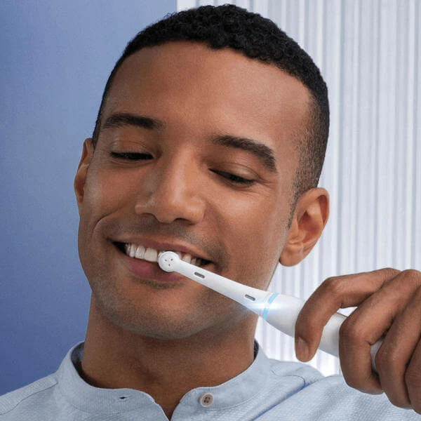 De gros ✔️ Oral-B IO Series 7N White Alabaster - Brosse à Dents électrique 💯 2 De gros ✔️ Oral-B IO Series 7N White Alabaster - Brosse à Dents électrique 💯 – Image 2